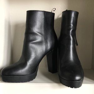 Black Heeled Boots